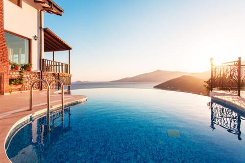 Welcome to Kalkan Dream Villa: 3000 m2 of nature and peace