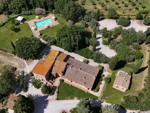 Building, Property, Nature, Plant, Land Lot, House, Urban Design, Tree, Architecture, Neighbourhood