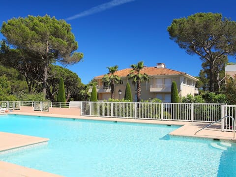 Property, Swimming Pool, Building, Real Estate, Estate, House, Residential Area, Villa, Vacation, Leisure