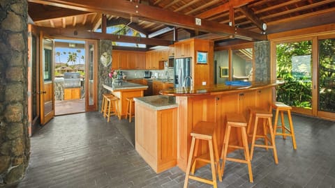 Sunset Makai Hale at Poipu - Kitchen & Bar - Parrish Kauai