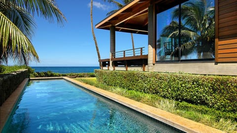 Hale Makai - Oceanfront Swimming Pool - Parrish Kauai