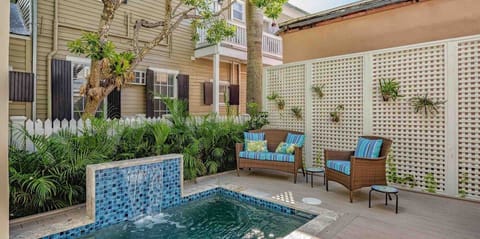 Welcome to the TOASTED COCONUT...