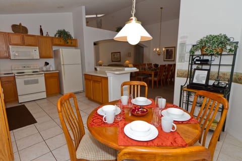 Eating area of kitchen.