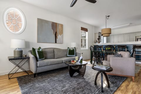 Cozy! | Blocks to King St | Dreamcatcher Suite A