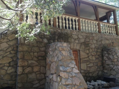 street view of castellago