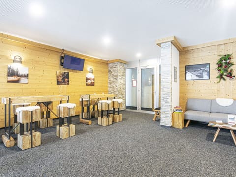 Furniture, Table, Interior Design, Flooring, Building, Floor, Wood, Human Settlement, Hall, Houseplant