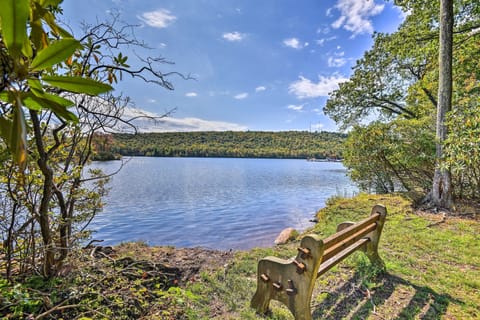 Lake Harmony Vacation Rental | 2BR | 2BA | 1,004 Sq Ft | 3 Stairs Required
