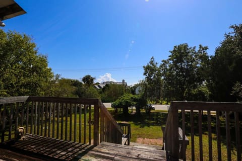 Decked Out is a monthly rental home on Sullivan's Island.