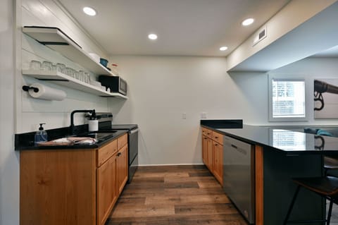 Convenient galley kitchen 