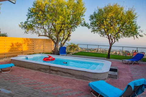 pool view