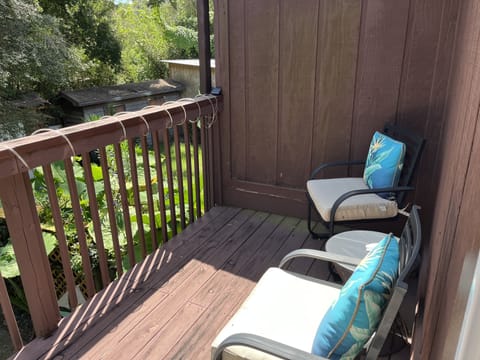 Balcony attached to Queen bedroom 