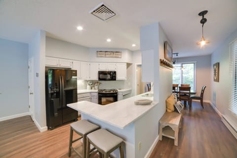 Kitchen | Coffee Maker | Toaster | Trash Bags & Paper Towels