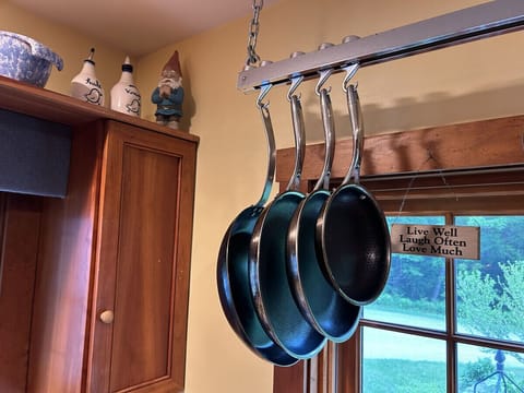 Made In Carbon Steel and Hexclad non-Stick Pans