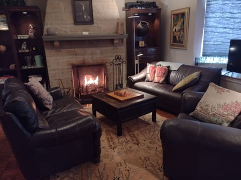 The Pittsburgh Loft House is Warmth, Comfort, Convenience, Lifetime Memories!