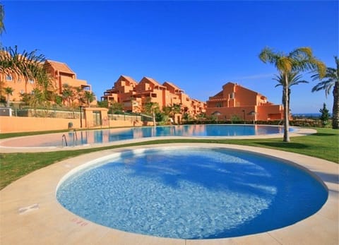 Main swimming pool with children's pool