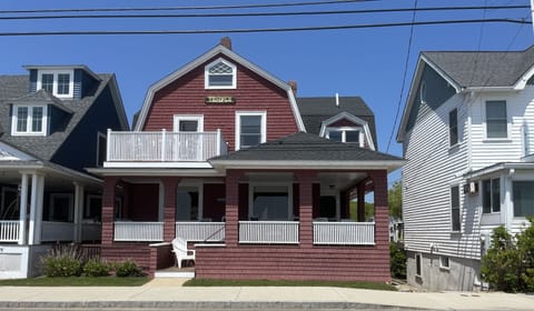 Ground floor apt accessed from behind.  Beach is just a moment away.