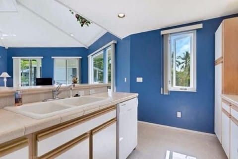 Your kitchen is nicely appointed to prepare any kind of food and meals you want!