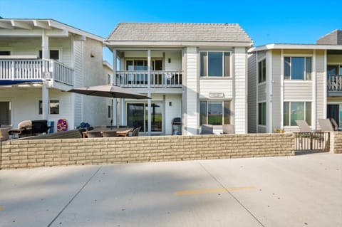908 E. Oceanfront