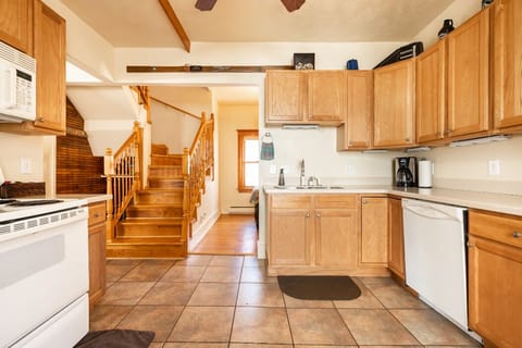 Full Kitchen, all amenities, dinning sets, cutlery, you'd expect at home