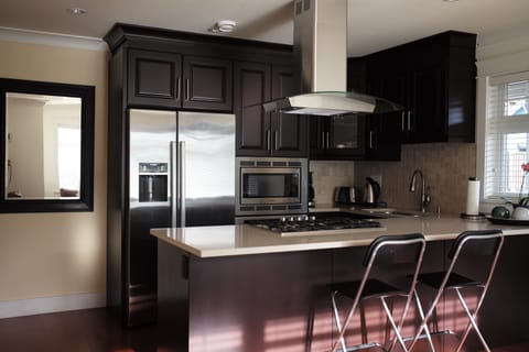 Kitchen and dining area