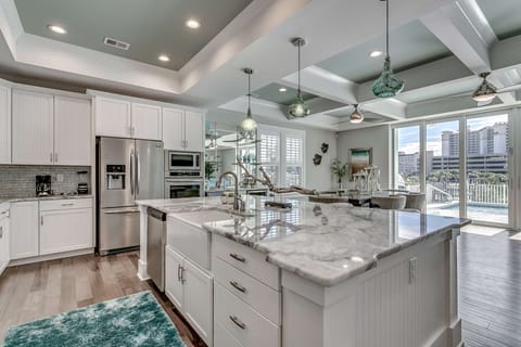 Gorgeous Swash Home with Private Pool in North Beach Resort & Villas - Only 100 Yards to Pools/Beach House in Briarcliffe Acres