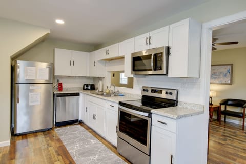 Kitchen 1 | Electric Can Opener | Utensils