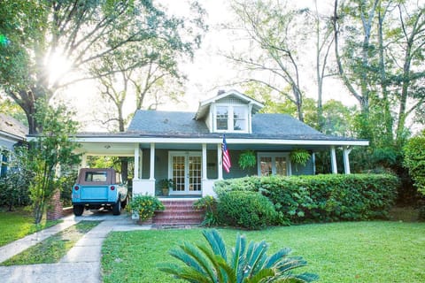 1915 Arts and Crafts Bugalow