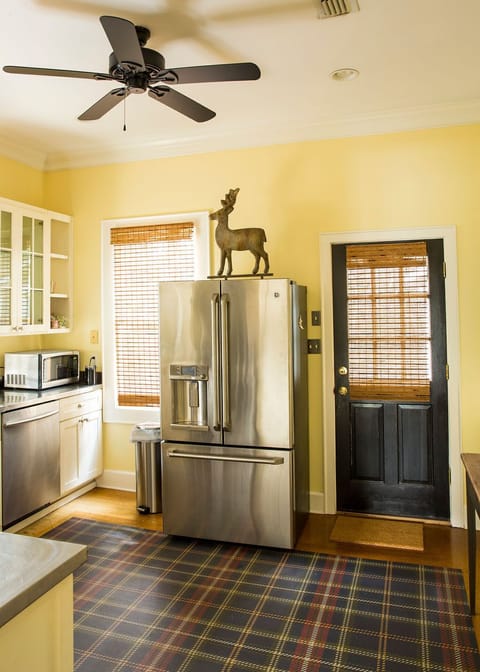 Equipped kitchen for a complete meal or just a great cup of coffee.