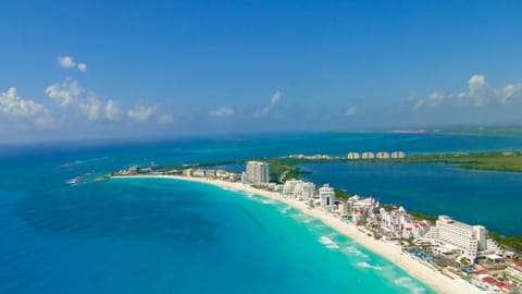 Ocean Paradise-Cancun Hotel Zone
