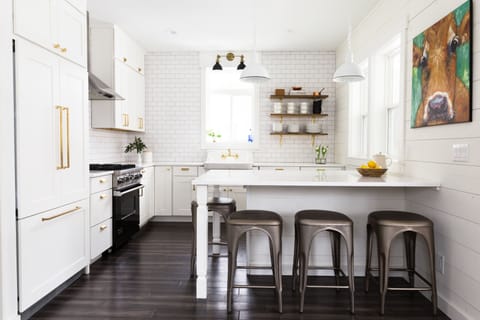 Kitchen - Viking stove - perfect for cooking and entertaining