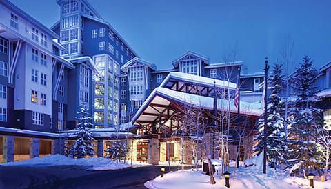 The gorgeous entrance to Marriott Mountainside. Winter Wonderland!