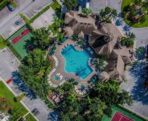 Windsor palm resort pool, toddler pool, hot tub, clubhouse, sport courts