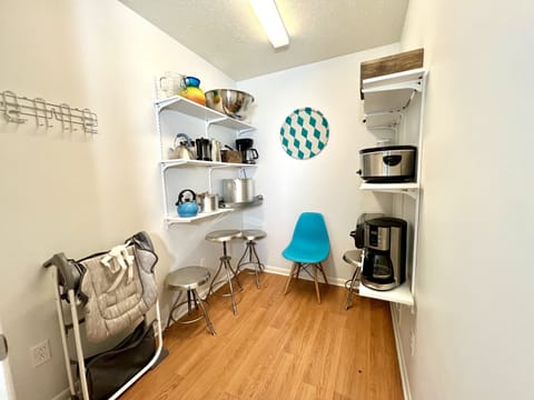 KITCHEN:open to living room, dining room, pantry & outdoor dining deck. Seats 12