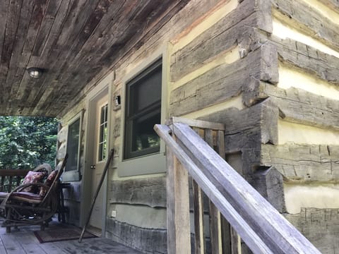 Front porch of Richard's Retreat