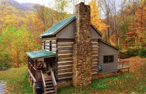 Richard's Retreat at peak fall foliage.  