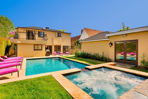 Enjoy fun by the pool, relax in the spa, chill in the casita/Bed 5, & grill away