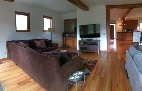 60 inch flat screen smart TV