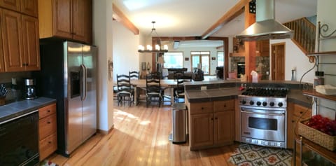 Stainless Steel Appliances with Viking Gas Stove