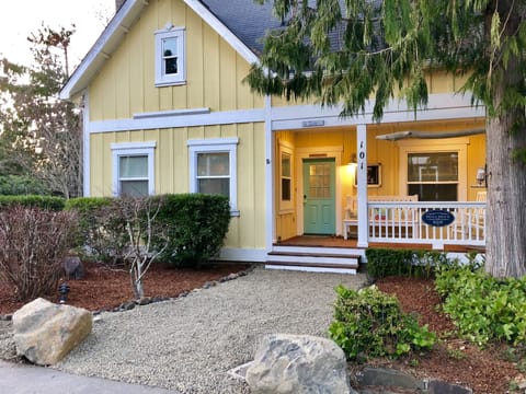 Welcome home!  Cozy, Adorable, and spacious layout.  