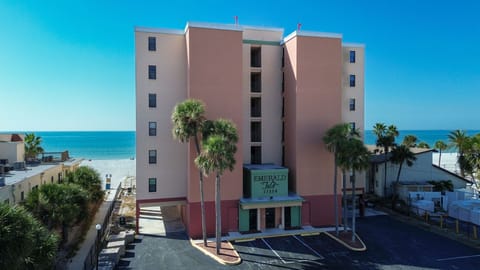 Emerald Isle - North Redington Beach