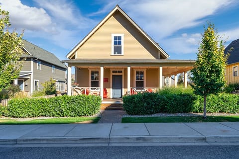 Welcome to Cabernet Cottage!