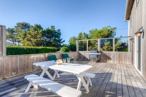 BBQ grill is an added bonus for the grill master. 