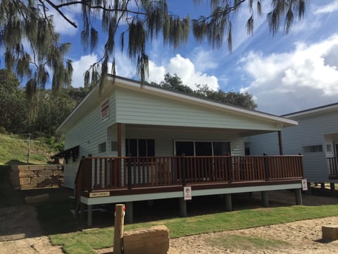 Maheno Cottage "Yenningee Bora" (Southern)