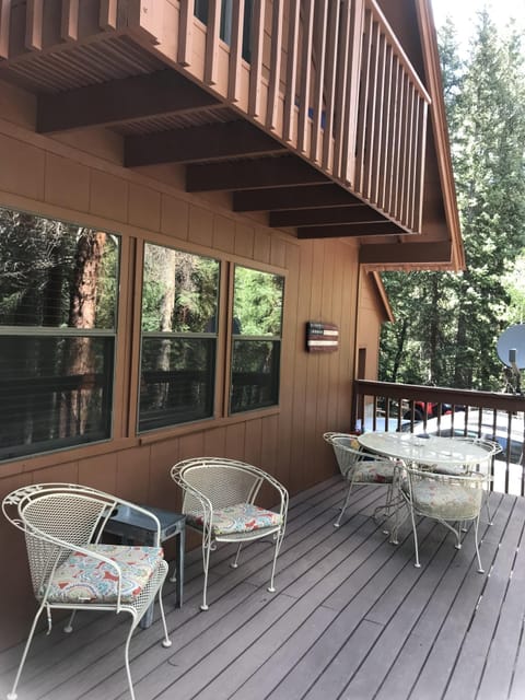 Front deck facing Chalk Creek
