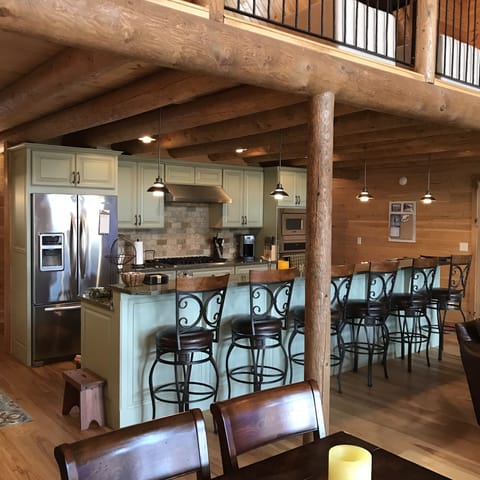 Island seating for six