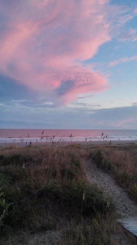 A beautiful Kiawah Island sunset
