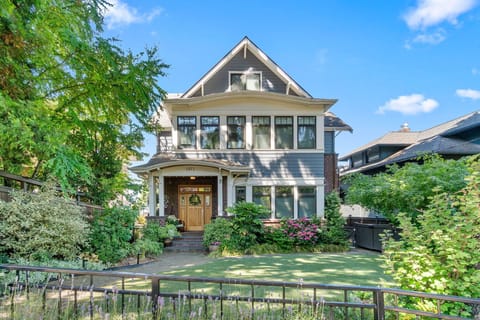 Main home (Apartment is accessed from the side) 