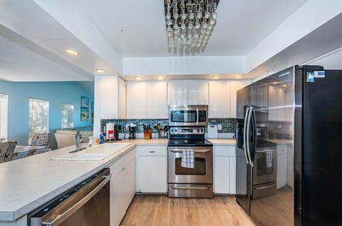 Fully equipped kitchen