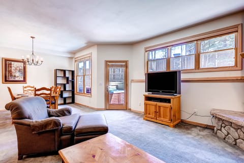 Living Room - Living Room