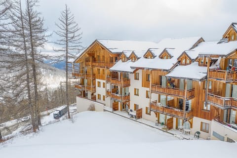 You will love to enjoy a relaxing vacation at this prime destination!